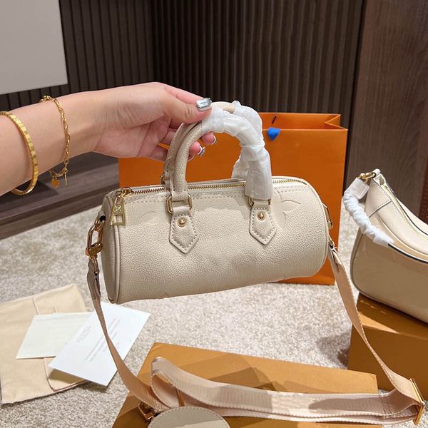 embossed women handheld pillow bag cowhide quilted letter printing mini crossbody designer bag gold hardware luxury handbag evening clutch f
embossed women handheld pillow bag cowhide quilted letter printing mini crossbody designer bag gold hardware luxury handbag evening clutch f