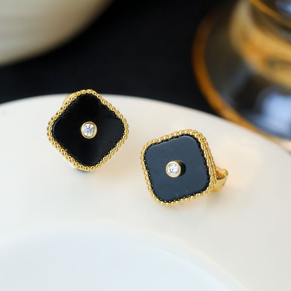 designer jewelry 4/ four-leaf clover charm earrings back mother-of-pearl silver fashion 18k gold-plated agate for women and girls valentine&
designer jewelry 4/ four-leaf clover charm earrings back mother-of-pearl silver fashion 18k gold-plated agate for women and girls valentine&