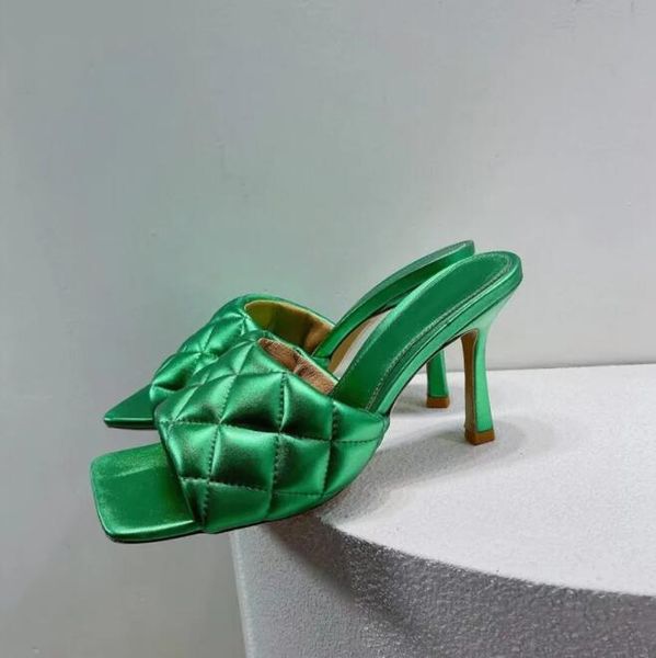 color changing leather high heel slippers women's metal decor flip-flops open toe mules summer walking holiday casual beach women35-42, Black
color changing leather high heel slippers women's metal decor flip-flops open toe mules summer walking holiday casual beach women35-42, Black