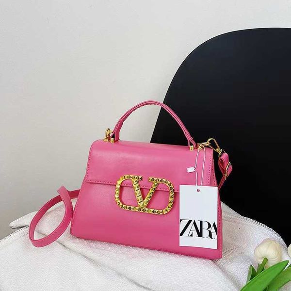 bag 10% off designer new fashion women's single shoulder messenger bag kelly portable small square bag
bag 10% off designer new fashion women's single shoulder messenger bag kelly portable small square bag