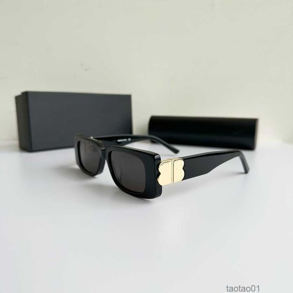 women square sunglasses fashion womens brand designer 0096s luxury rectangle full frame black double b style men glasses with casesj52, White;black
women square sunglasses fashion womens brand designer 0096s luxury rectangle full frame black double b style men glasses with casesj52, White;black