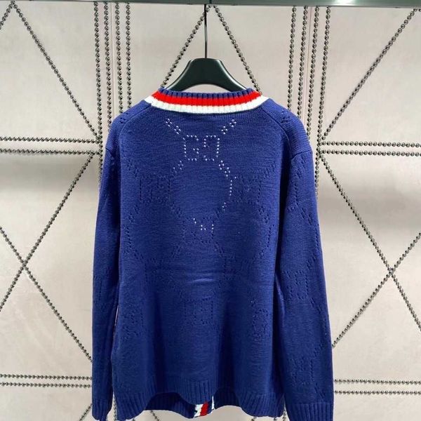 spring and autumn women's blue v-neck cardigan knitted coat, knitted fabric soft and comfortable can not afford to ball, loose version, Black;brown
spring and autumn women's blue v-neck cardigan knitted coat, knitted fabric soft and comfortable can not afford to ball, loose version, Black;brown