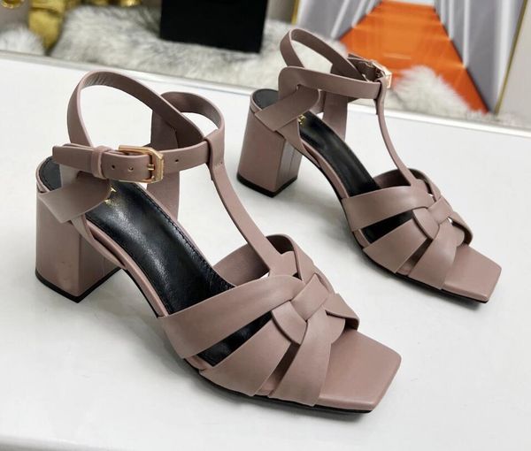 original box tribute leather sandals designer decoration chunky heels womens shoes high heeled leather heel roman sandal 35-44, Black
original box tribute leather sandals designer decoration chunky heels womens shoes high heeled leather heel roman sandal 35-44, Black