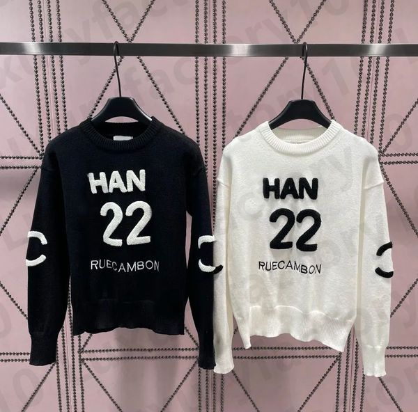 long sleeve o-neck knitted pullover women embroidery black and white contrast casual sweater, Gray;blue
long sleeve o-neck knitted pullover women embroidery black and white contrast casual sweater, Gray;blue