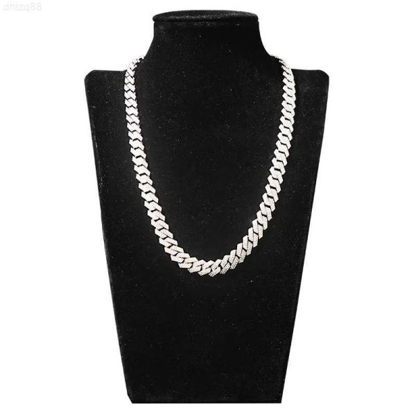 wholesale price hip-hop 925 silver and moissanite necklace punk necklace cuban chain ultra thick chain clavicle chain
wholesale price hip-hop 925 silver and moissanite necklace punk necklace cuban chain ultra thick chain clavicle chain
