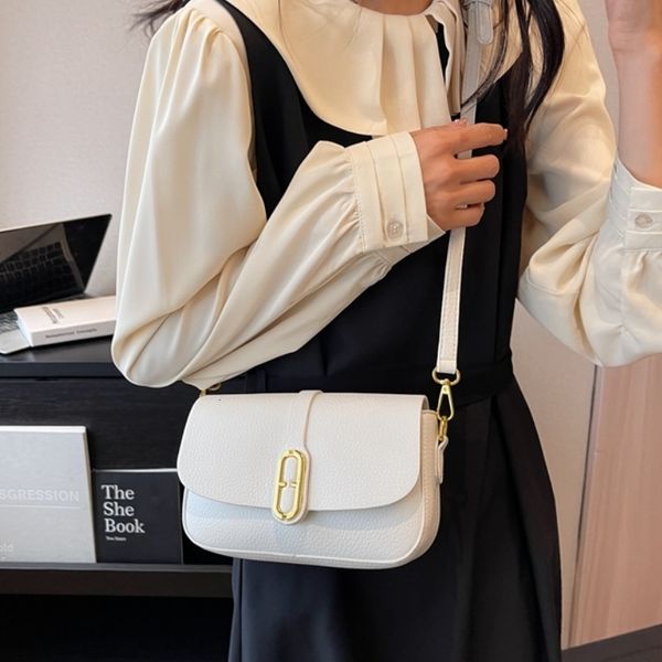 evening bags high fashion 2023 shoulder bag simple ladies crossbody chain luxury classic versatile handbag designer soft leather 230721
evening bags high fashion 2023 shoulder bag simple ladies crossbody chain luxury classic versatile handbag designer soft leather 230721