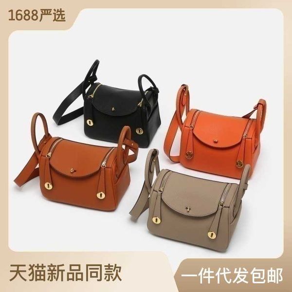 luxury hemrres tote bag lindys bag 2023 spring and summer new pillow fashion trend single shoulder diagonal cross portable doctor straight l
luxury hemrres tote bag lindys bag 2023 spring and summer new pillow fashion trend single shoulder diagonal cross portable doctor straight l