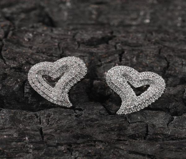 1 pair hip hop claw set cz stone bling ice out 3 layers heart stud earrings for men women lovers rapper jewelry9800686, Golden;silver
1 pair hip hop claw set cz stone bling ice out 3 layers heart stud earrings for men women lovers rapper jewelry9800686, Golden;silver