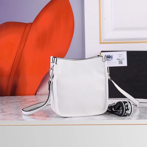 hobo white evelyn tim genuine leather bag mirror quality fashion women's men purses hollow out crossbody designer wallet luxury tote ha
hobo white evelyn tim genuine leather bag mirror quality fashion women's men purses hollow out crossbody designer wallet luxury tote ha
