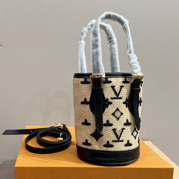 womens mini bucket bag lipstick makeup bag classic embroidered straw basket summer sun beach bag tote shawl strap crossbody bags mobile phon
womens mini bucket bag lipstick makeup bag classic embroidered straw basket summer sun beach bag tote shawl strap crossbody bags mobile phon