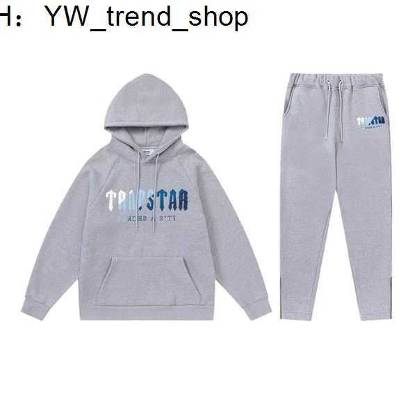 men's trapstar hoodie tracksuit designer embroidery letter luxury black grey rainbow color autumn winter sports fashion cotton cord sho
men's trapstar hoodie tracksuit designer embroidery letter luxury black grey rainbow color autumn winter sports fashion cotton cord sho