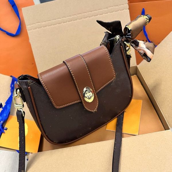 leather designer bag pochette vintage women's shoulder handbag wrist cross body bag pouch chain wallet coin purse
leather designer bag pochette vintage women's shoulder handbag wrist cross body bag pouch chain wallet coin purse