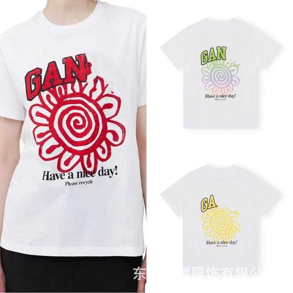 2023 summer new niche gan colorful letter flower print round neck loose round neck short sleeve t-shirt, White
2023 summer new niche gan colorful letter flower print round neck loose round neck short sleeve t-shirt, White
