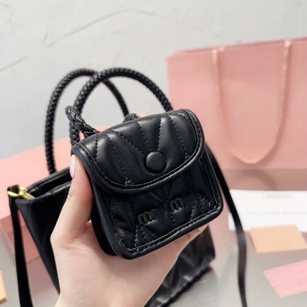 designer 6a classic luxury handbags wander matelasse totes pink wallet miui underarm tote fashion wallet basket women tote bags leisure shou
designer 6a classic luxury handbags wander matelasse totes pink wallet miui underarm tote fashion wallet basket women tote bags leisure shou