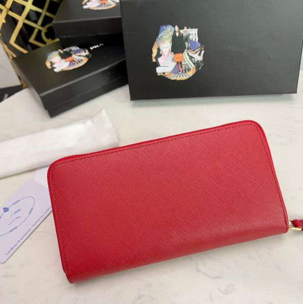famous bags women leather wallets classic designer metal triangle flip wallet coin purses ladies clutch bags zipper pocket long wallet women, Red;black
famous bags women leather wallets classic designer metal triangle flip wallet coin purses ladies clutch bags zipper pocket long wallet women, Red;black