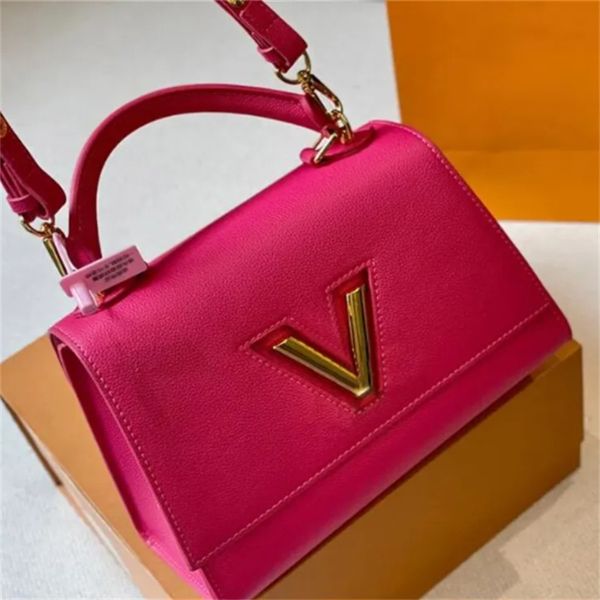 twist one handle bb womens designer bag twist-lock designer striking handbag m21590 m21589 m59090 women shoulder bags luxury handbags purse
twist one handle bb womens designer bag twist-lock designer striking handbag m21590 m21589 m59090 women shoulder bags luxury handbags purse