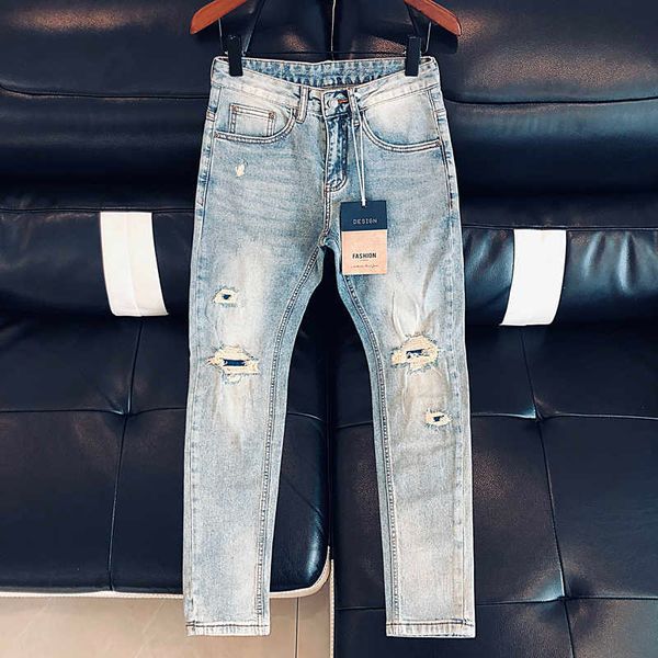 baby blue jeans men 2023 spring and autumn korean fashion knee false hole design slim slim-fit pants
baby blue jeans men 2023 spring and autumn korean fashion knee false hole design slim slim-fit pants