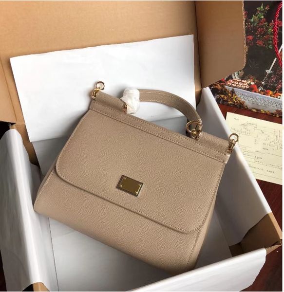 cowhide 5a material lychee pattern leather clamshell classic tote bag women's tote bag brand color wallet
cowhide 5a material lychee pattern leather clamshell classic tote bag women's tote bag brand color wallet