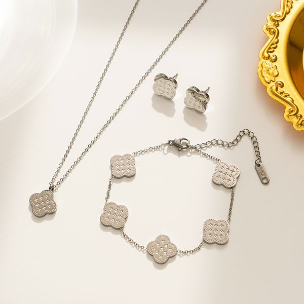 elegant women jewelry clover pendant necklace charm bracelet stud earring for women gift, Silver
elegant women jewelry clover pendant necklace charm bracelet stud earring for women gift, Silver