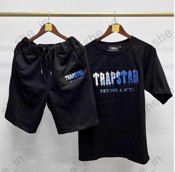 t shirts mens fashion short tracksuits casual shorts tracksuit trapstar womens towel sweatsuits men's stylish sets hip hop street style, White;black
t shirts mens fashion short tracksuits casual shorts tracksuit trapstar womens towel sweatsuits men's stylish sets hip hop street style, White;black