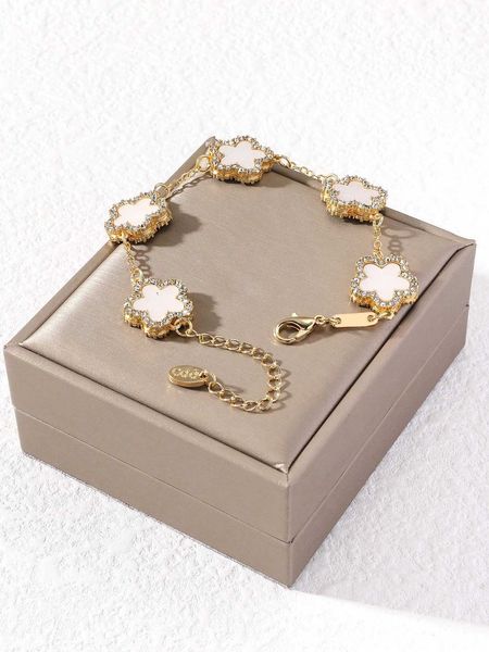 1pc five-leaf clover white cubic zirconia decor fashionable elegant women's chain bracelet (no packaging box), Golden;silver
1pc five-leaf clover white cubic zirconia decor fashionable elegant women's chain bracelet (no packaging box), Golden;silver