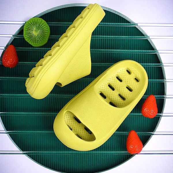 slipper 56875 220602 summer kids slipper children baby home slippers waterproof breathable nonslip boys girls beach shoes 230318 230721, Black;grey
slipper 56875 220602 summer kids slipper children baby home slippers waterproof breathable nonslip boys girls beach shoes 230318 230721, Black;grey