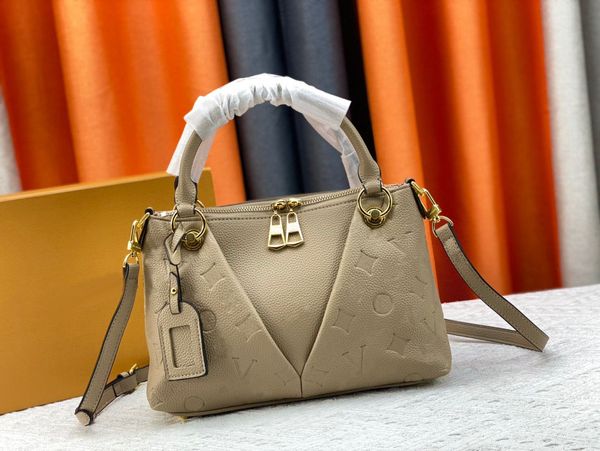 genuine leather v tote embossed handbag classic shoulder bag clutch handbag designer bag crossbody package evening bags
genuine leather v tote embossed handbag classic shoulder bag clutch handbag designer bag crossbody package evening bags