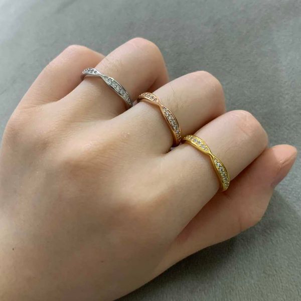 famous brand tiffay s925 all body sterling silver ring fashion versatile personalized new women's edition diamond
famous brand tiffay s925 all body sterling silver ring fashion versatile personalized new women's edition diamond