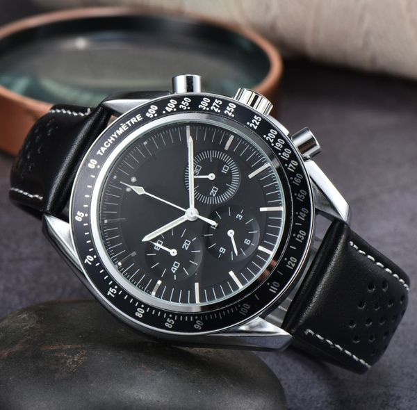 men's 40mm quartz movement watch designer rubber strap all stainless steel watch folding buckle waterproof super bright sapphire watche, Slivery;golden
men's 40mm quartz movement watch designer rubber strap all stainless steel watch folding buckle waterproof super bright sapphire watche, Slivery;golden