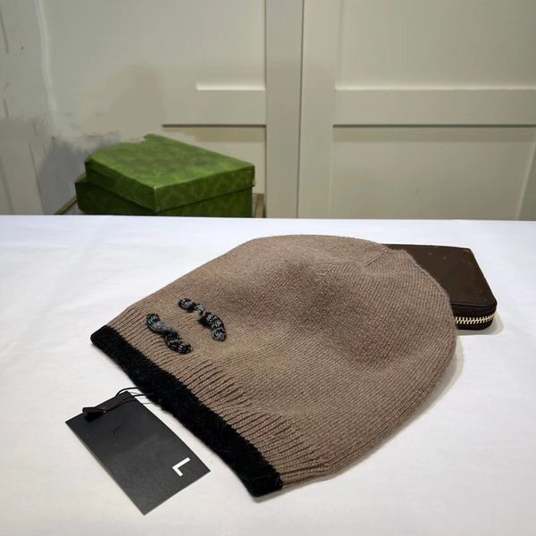 beanie bonnet Beanie/skull Beanie Caps Designer Brand Beanie Women's Autumn and Winter New Fashion Small Fragrant Hair Knitted Hat Out High Quality
beanie bonnet Beanie/skull Beanie Caps Designer Brand Beanie Women's Autumn and Winter New Fashion Small Fragrant Hair Knitted Hat Out High Quality