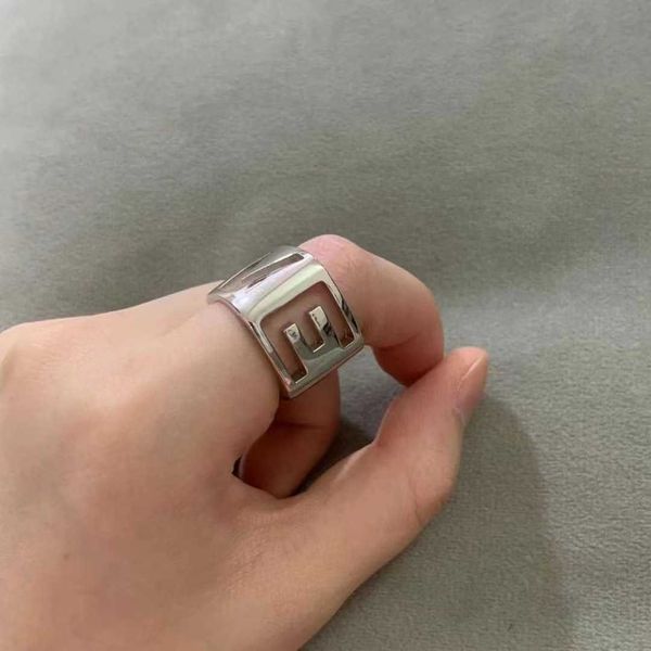 original tiffay s925 all body sterling silver love ring for couples personalized and versatile fashion trend men women original logo
original tiffay s925 all body sterling silver love ring for couples personalized and versatile fashion trend men women original logo