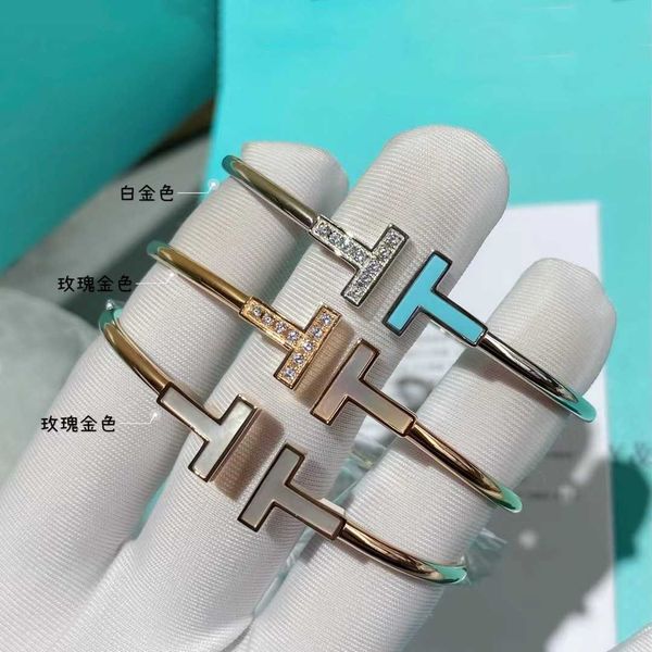 high version open double t for women in 18k rose gold high-end internet celebrity and the same light luxury beimu full diamond bracelet acce, Golden;silver
high version open double t for women in 18k rose gold high-end internet celebrity and the same light luxury beimu full diamond bracelet acce, Golden;silver