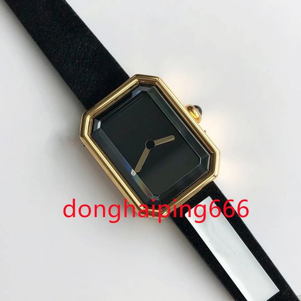 stylish women's watch, black gold small sugar cube, equipped with quartz movement, with velvet texture rubber strap, soft and comfortab, Slivery;brown
stylish women's watch, black gold small sugar cube, equipped with quartz movement, with velvet texture rubber strap, soft and comfortab, Slivery;brown