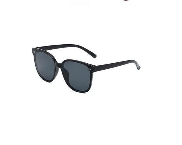 oakleies polarized glasses cycling glasses sunglasse for men and women2838, White;black
oakleies polarized glasses cycling glasses sunglasse for men and women2838, White;black