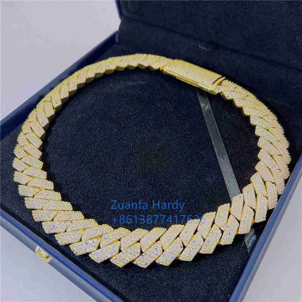 custom heavy hip hop jewelry pass diamond tester vvs moissanite cuban chain necklace iced out 925 silver cuban link necklace
custom heavy hip hop jewelry pass diamond tester vvs moissanite cuban chain necklace iced out 925 silver cuban link necklace