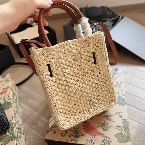 lafite mini tote beach bags designer crossbody bag women's weave shoulder bags capacity leather chain phone handbags 230715
lafite mini tote beach bags designer crossbody bag women's weave shoulder bags capacity leather chain phone handbags 230715