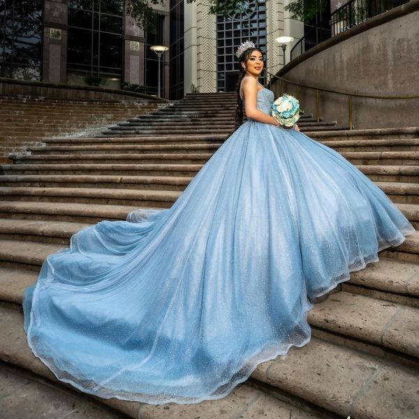 light blue glittering quinceanera dress spaghetti strap crystal floral applique vestidos de 15 anos formal birthday dress, Blue;red
light blue glittering quinceanera dress spaghetti strap crystal floral applique vestidos de 15 anos formal birthday dress, Blue;red