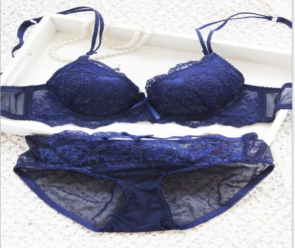 new 2019 cute pink blue black red gather white lace embroidery pad thin models girls underwear bra set6759288, Red;black
new 2019 cute pink blue black red gather white lace embroidery pad thin models girls underwear bra set6759288, Red;black