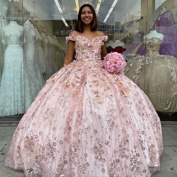 pink quinceanera dresses ball gown birthday party dress lace up graduation gown off the shoulder applique quinceanera de 15 anos, Blue;red
pink quinceanera dresses ball gown birthday party dress lace up graduation gown off the shoulder applique quinceanera de 15 anos, Blue;red