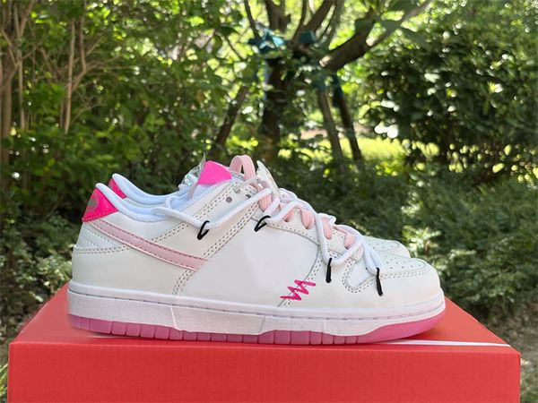 designer low 520 pack pink foam running shoes authentic men women outdoor sneakers fn3451-161 with box, Red;white
designer low 520 pack pink foam running shoes authentic men women outdoor sneakers fn3451-161 with box, Red;white