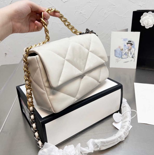 diamond lattice bag v-shape rhombic bags messenger luxurys designers quality womens knitting chains thread handbags mother cossbody wallet
diamond lattice bag v-shape rhombic bags messenger luxurys designers quality womens knitting chains thread handbags mother cossbody wallet