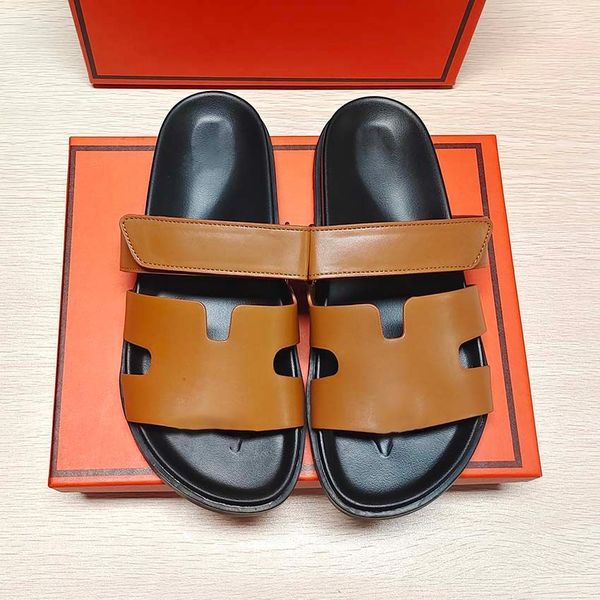 designer chypre slippers beach classic flat sandals slide luxury summer lady leather flip flops men women slides size 35-43, Black
designer chypre slippers beach classic flat sandals slide luxury summer lady leather flip flops men women slides size 35-43, Black