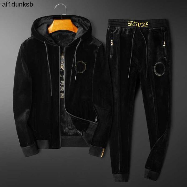 size versage vercace two-piece casual men's tracksuit thickened wear gold velvet casual mens sports suit large, Gray 
size versage vercace two-piece casual men's tracksuit thickened wear gold velvet casual mens sports suit large, Gray