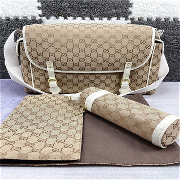 2023 new high-end multi-functional mother-and-baby bag lightweight large-capacity single-shoulder crossbody bag 3-piece set of mommy bag a6
2023 new high-end multi-functional mother-and-baby bag lightweight large-capacity single-shoulder crossbody bag 3-piece set of mommy bag a6