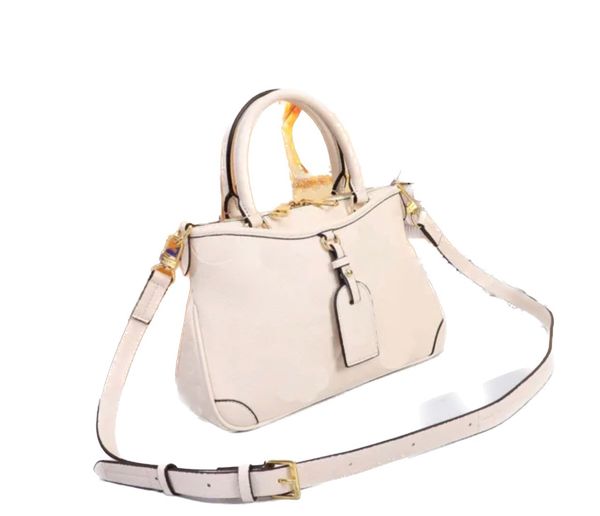 5a 2023 new tote bag embossed pu handbag one-shoulder large-capacity female bag portable crossbody bag
5a 2023 new tote bag embossed pu handbag one-shoulder large-capacity female bag portable crossbody bag