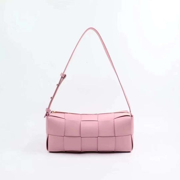 2023 new cowhide women's bag designer bag woven pillow small square bag fashion candy color one shoulder crossbody bag women's bag
2023 new cowhide women's bag designer bag woven pillow small square bag fashion candy color one shoulder crossbody bag women's bag