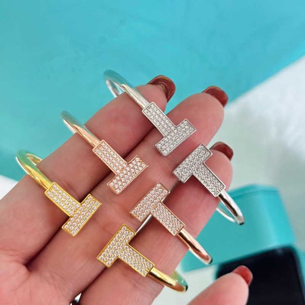 family new wide double t fashion versatile advanced women's diamond bracelet geometry, Golden;silver
family new wide double t fashion versatile advanced women's diamond bracelet geometry, Golden;silver