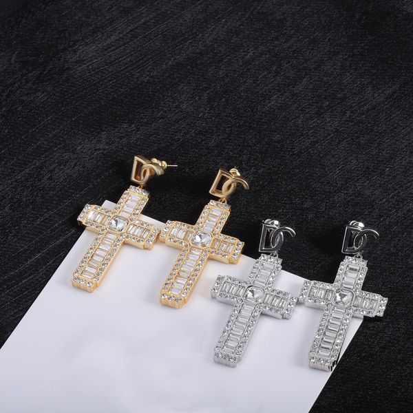 2023 european simple hoop designer earrings gold silver diamond classic cross luxury diamond earrings designer women designer jewelry, Golden;silver
2023 european simple hoop designer earrings gold silver diamond classic cross luxury diamond earrings designer women designer jewelry, Golden;silver
