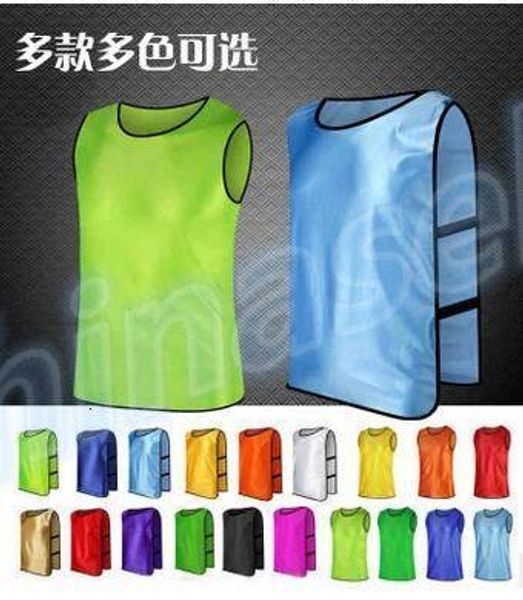 men' tank 10pcs chlid long run soccer basketball group against scrimmage vest combat training vest tank lacrosse jerseys 230721, White;black
men' tank 10pcs chlid long run soccer basketball group against scrimmage vest combat training vest tank lacrosse jerseys 230721, White;black