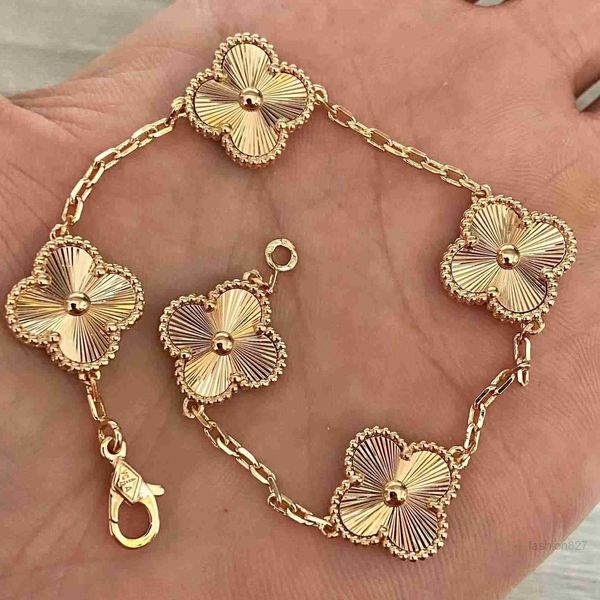 luxury designer clover 18k bracelet pearl 4 leaf gold charm laser brand bangle bracelets necklace earrings wedding a jewelr226r 20lxw, Black
luxury designer clover 18k bracelet pearl 4 leaf gold charm laser brand bangle bracelets necklace earrings wedding a jewelr226r 20lxw, Black